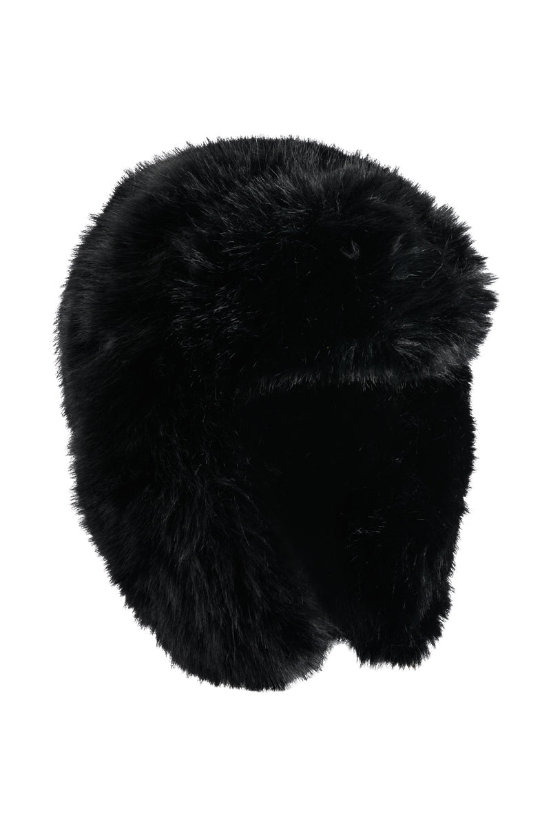 AVI FAUX FUR HAT IN BLACK